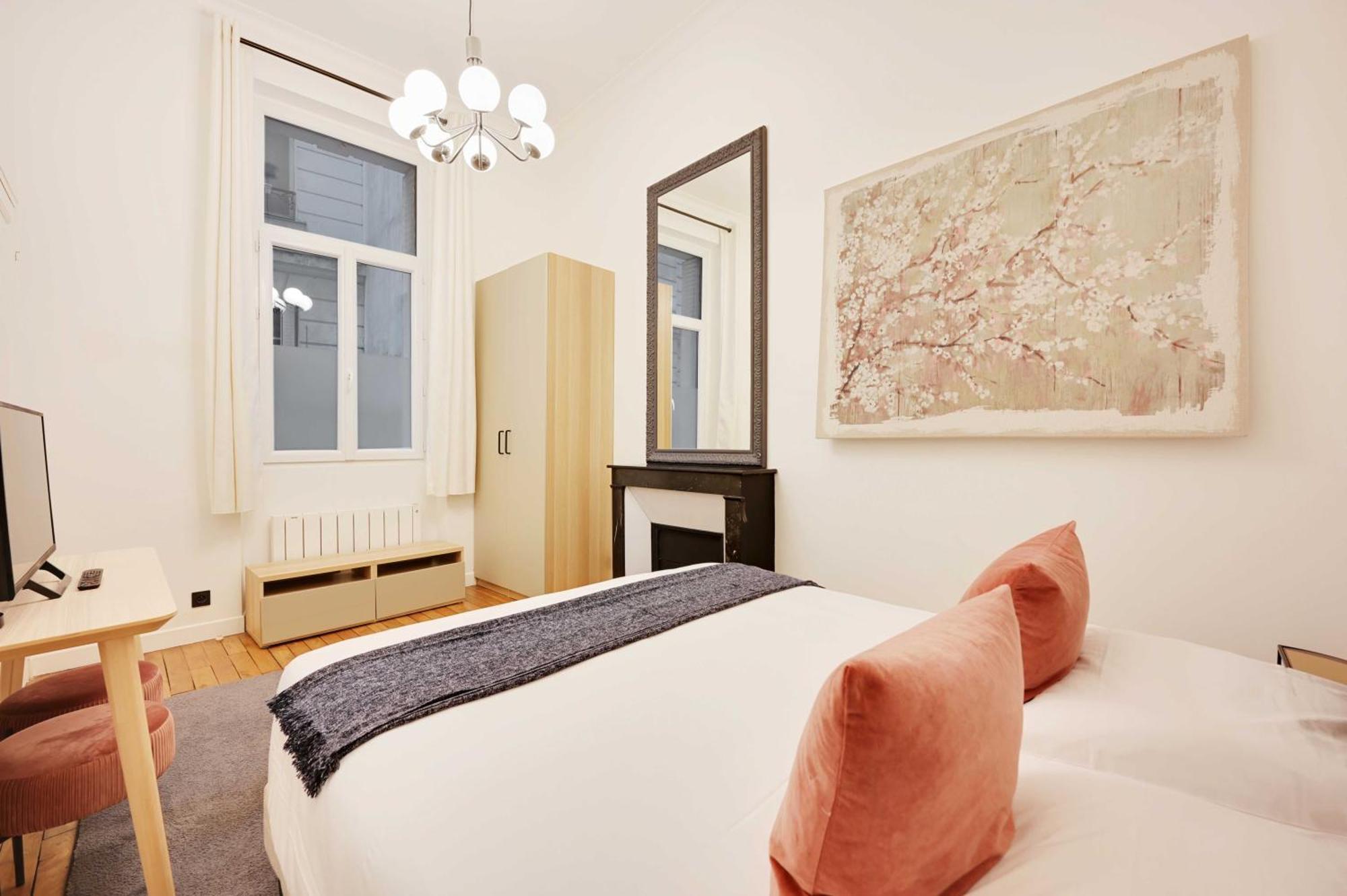 Beautiful Apt -1Br-4P- Tour Eiffel - Invalides Paris Dış mekan fotoğraf
